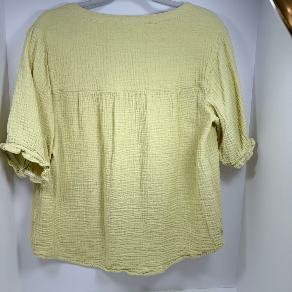 Beachlunchloung Yellow gauze Button-Down Shirt - Picture 2 of 6